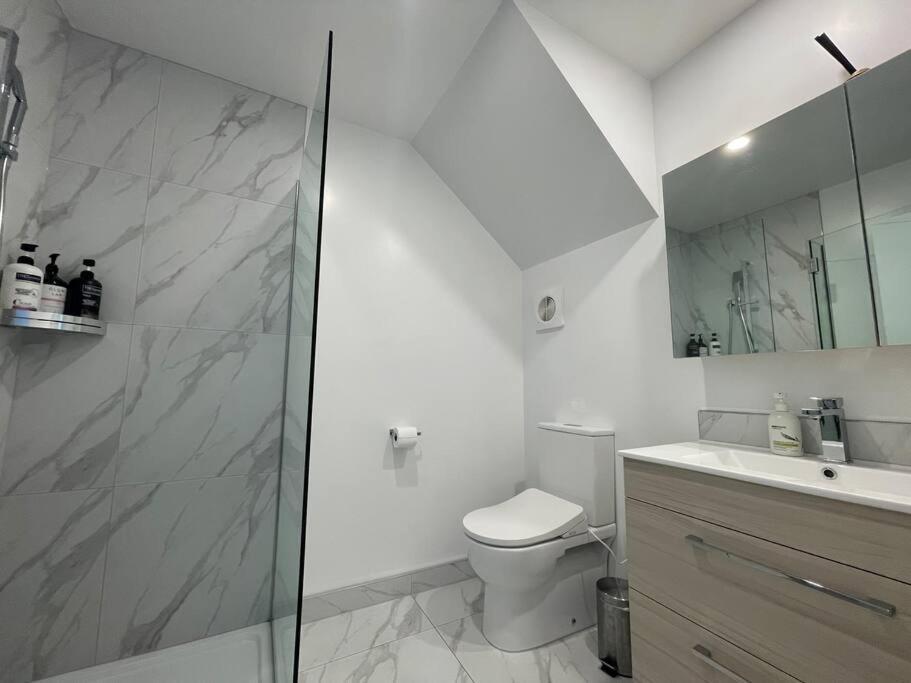 Parkside Retreat - 3 Beds -Sleeps 6 Near Westfield Villa Christchurch Kültér fotó
